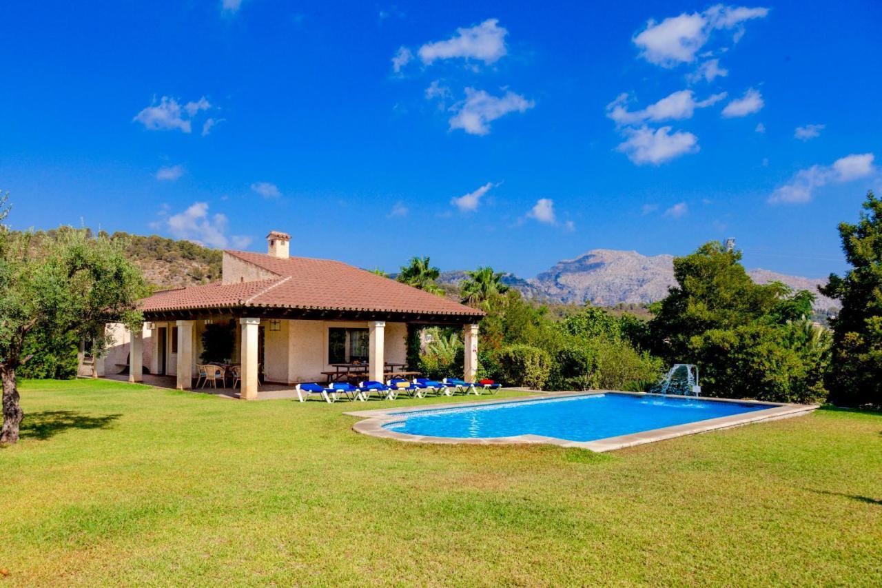 Villa Colom *
