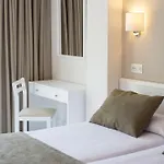 Hostal Residencia Sutimar