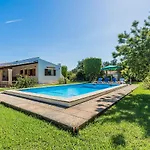 Villa Moreno