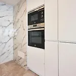 Apartamento Torre Bona - Seafront, 10 Meters From The Beach!