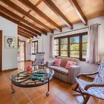 Villa Cuarterades