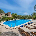 Villa Cuarterades