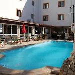 Hotel Raxa