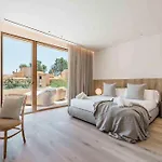Gotmar Beach Is A Modern