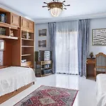 Villa Maria Portals Nous, By Priority