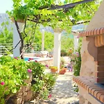 Villa Frares