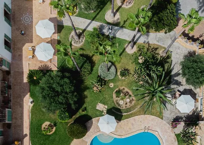 Curolla Petit Hotel