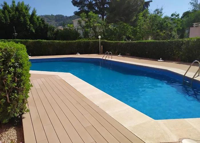 Sommer, Sonne, Strand Und Pool!