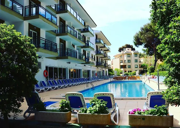 Guya Wave Hotel (Adults Only)