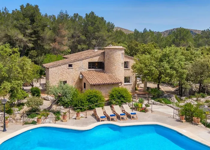 Villa Cuarterades