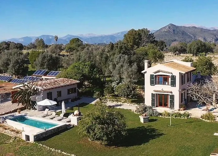 Los Dos Caballeros Winery & Vacation Rental