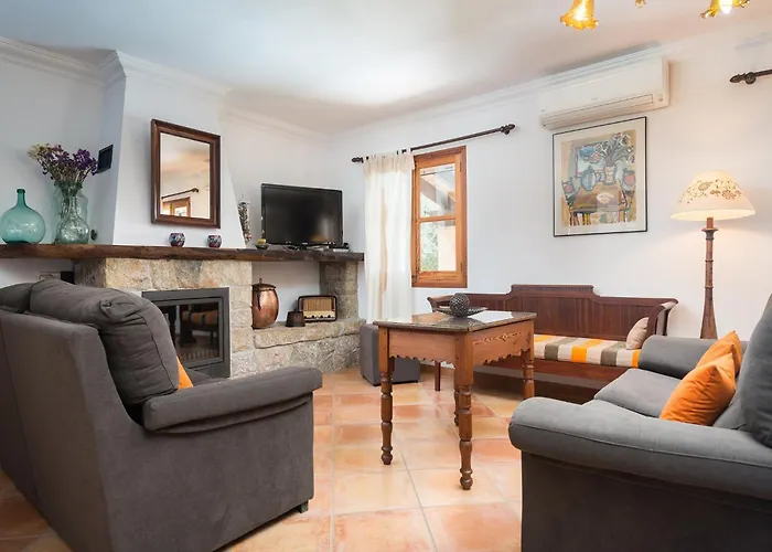 Es Cocons-Villa With Private Pool In Sineu