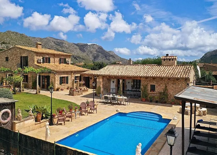 Idyllic Villa Near Pollensa By Renthousing