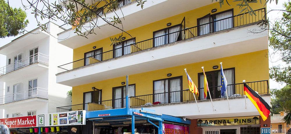 Hostal Elegance Playa Arenal Iii *