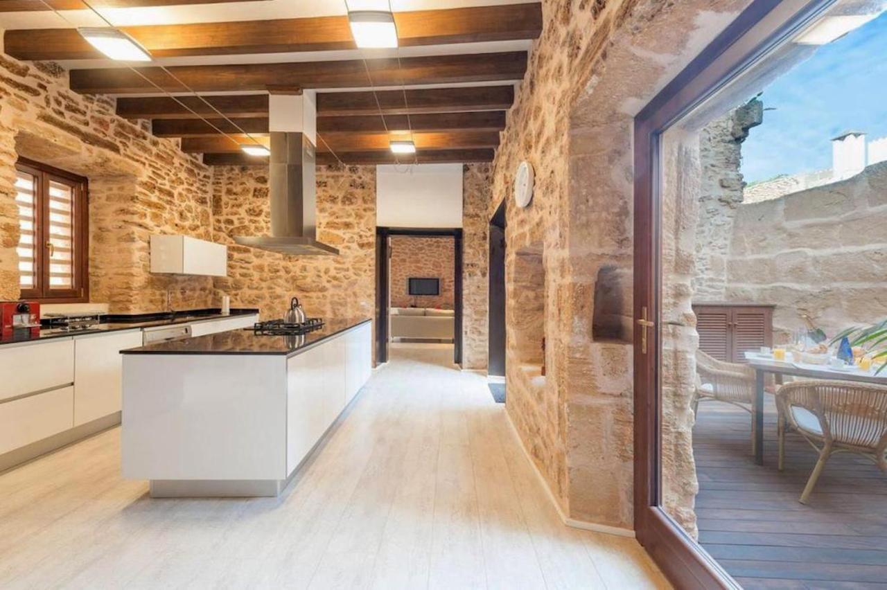 Casa Sa Pedra, En El Centro Histórico De Сasa de vacaciones *