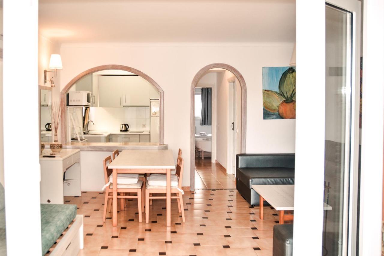Rosamar Holidays Apartments Apartment
