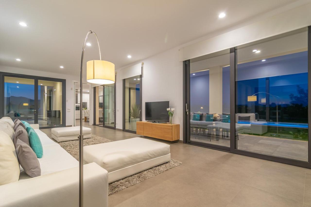 Villa Son Sastre -figuerola-