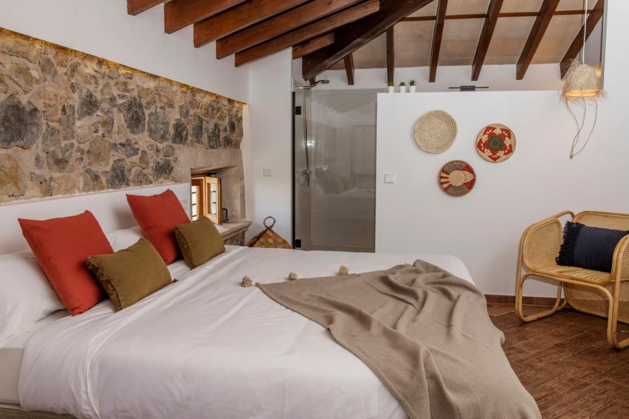 Hotel Curolla Petit
