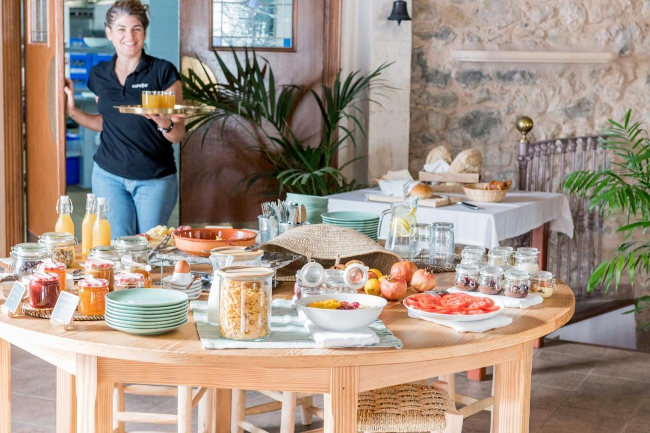 Hotel Curolla Petit 4*