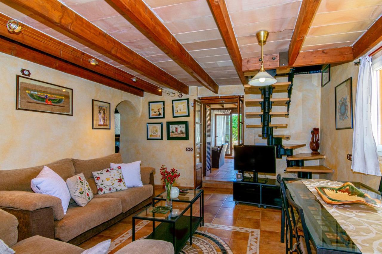 Holiday home Casa Baix
