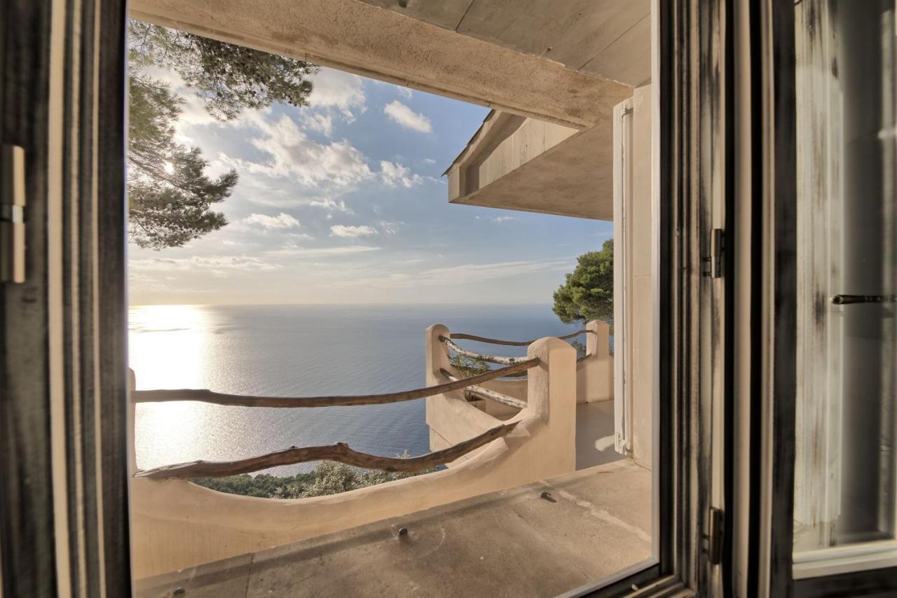 Miramar Villa *