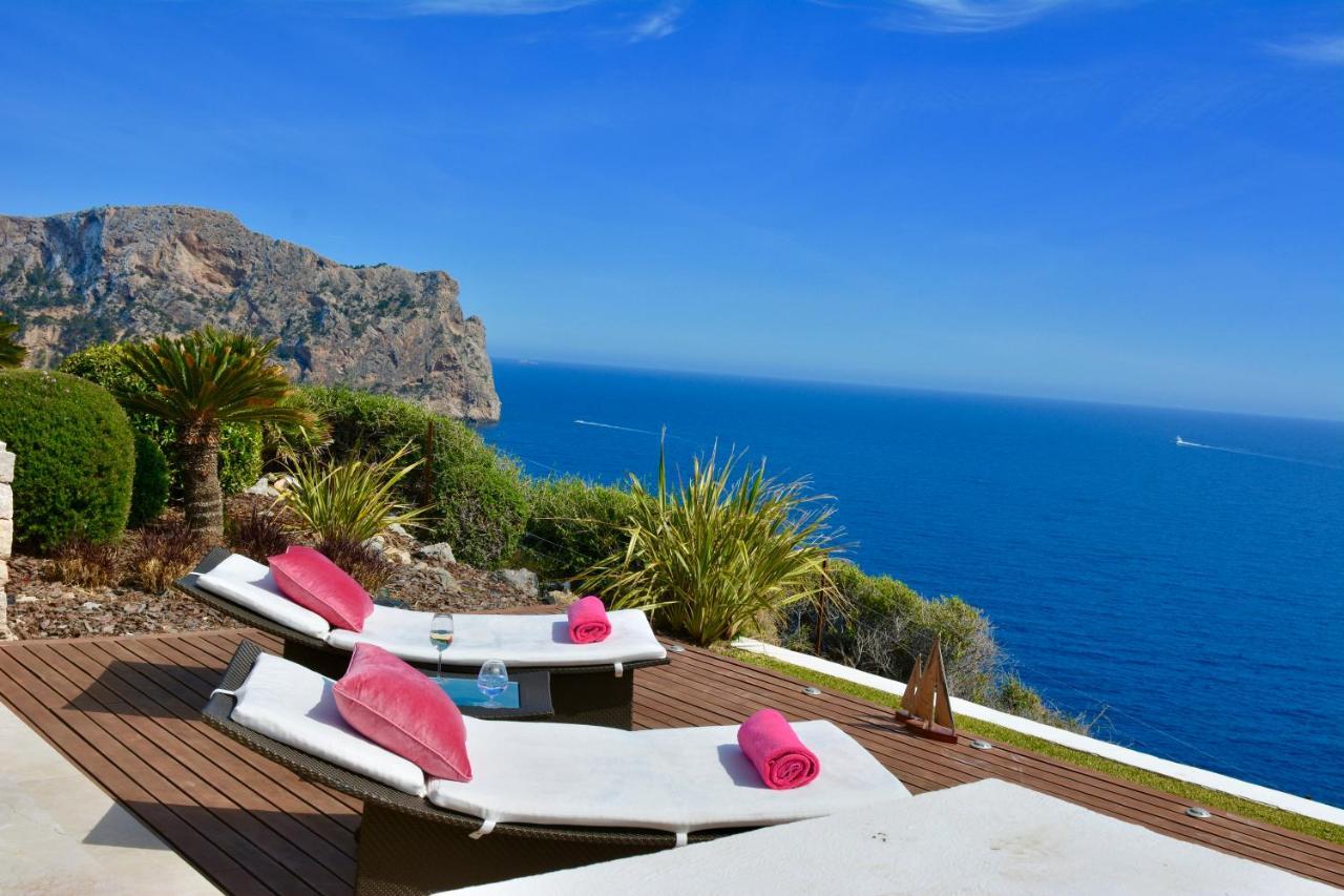 Luxury Blue Sky Mallorca Villa