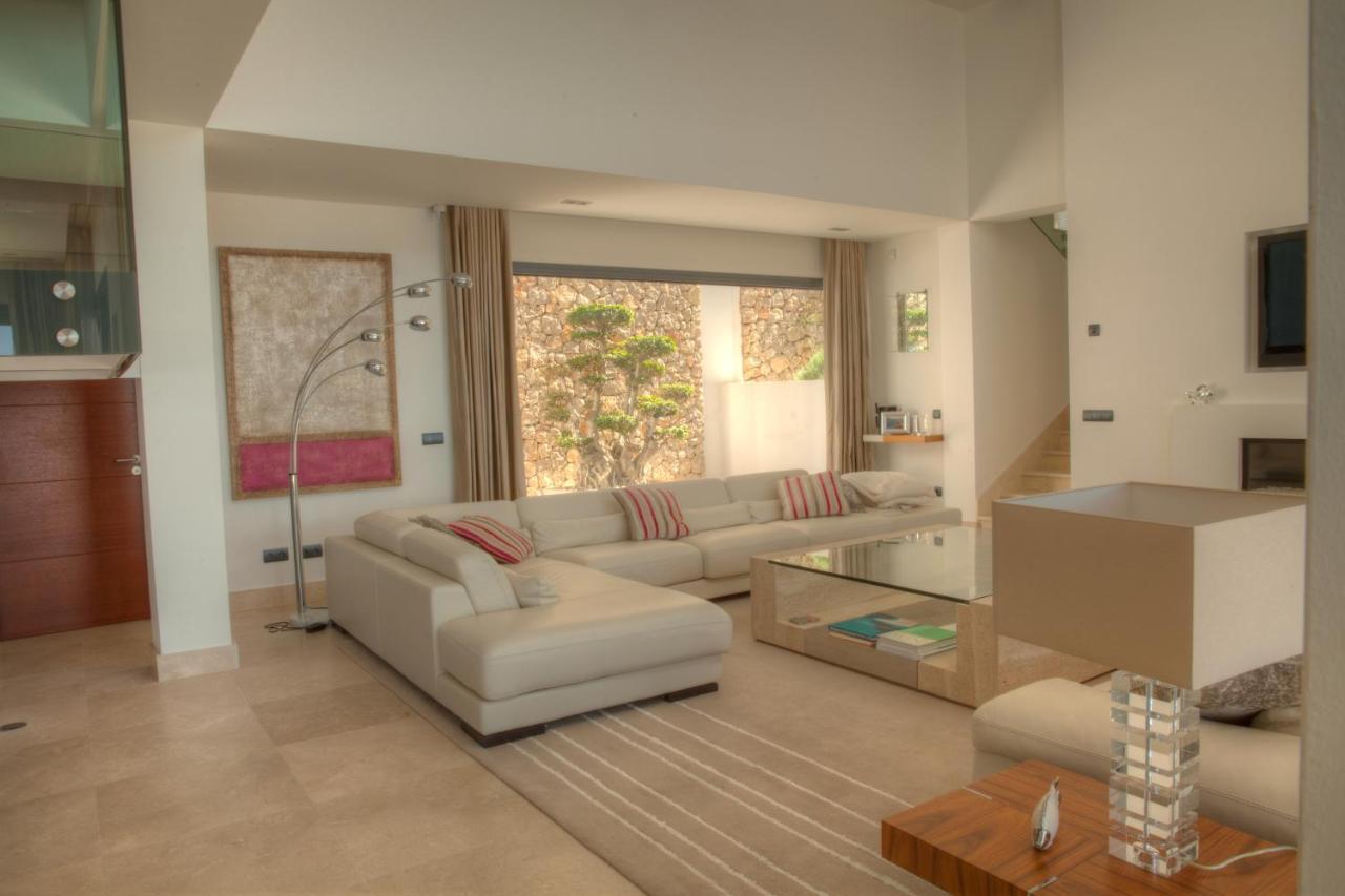 Luxury Blue Sky Mallorca Villa *