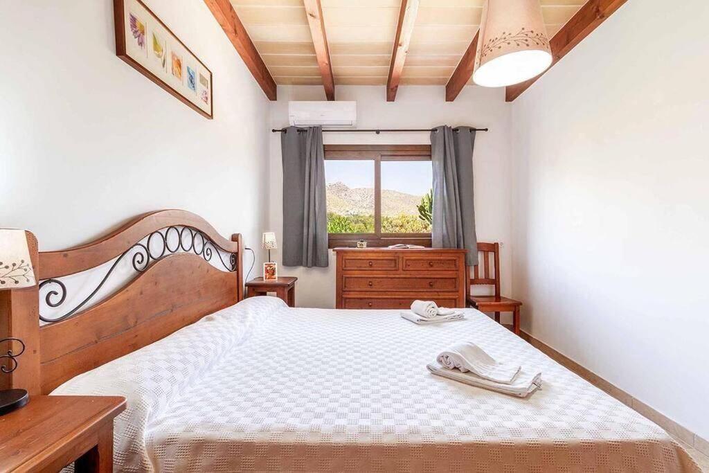 Villa Alexandria Cala San Vicente 300m From The *