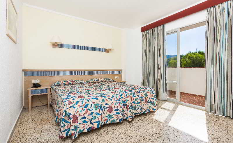 Globales Simar Hotel 3*