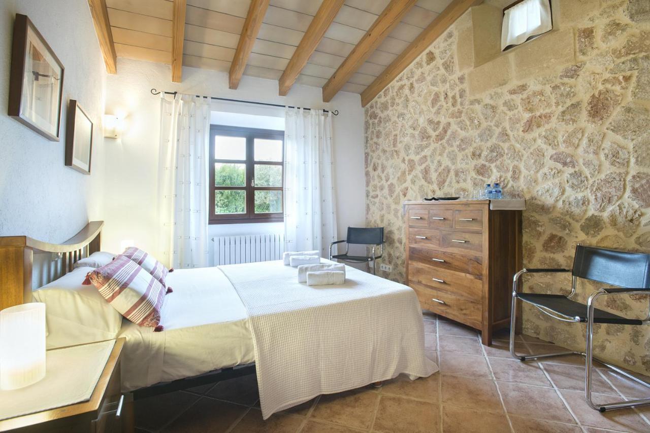 Owl Pou - Luxury Holidays In Royal Gardens Villa *