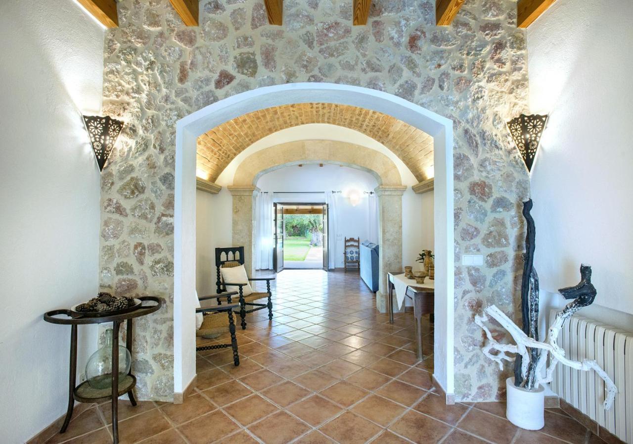 Owl Pou - Luxury Holidays In Royal Gardens Pollensa