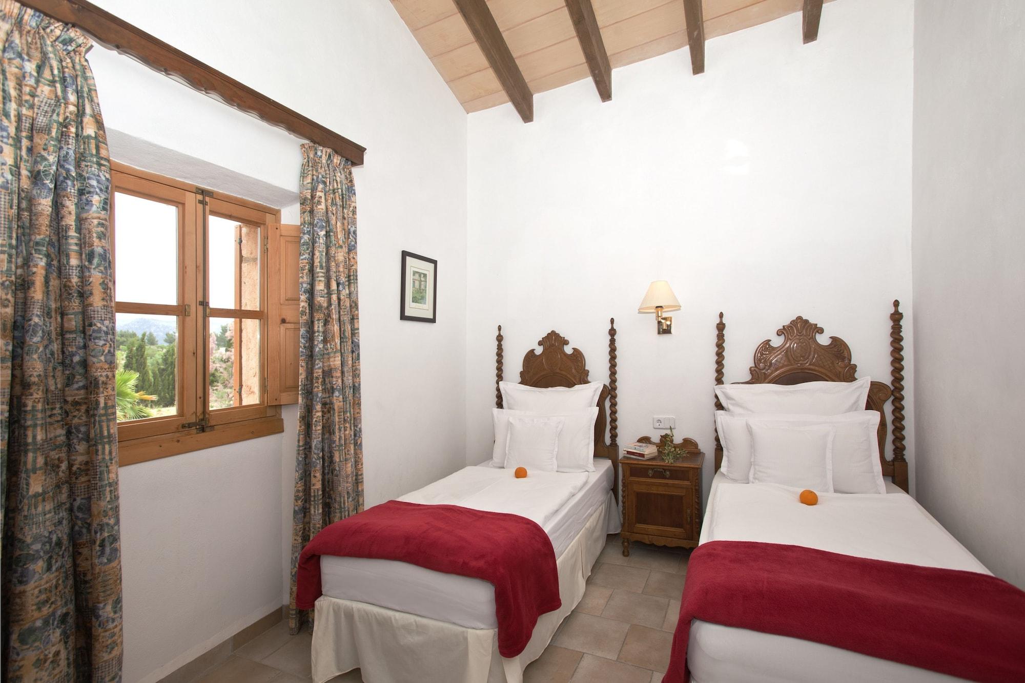 Hotel Estades