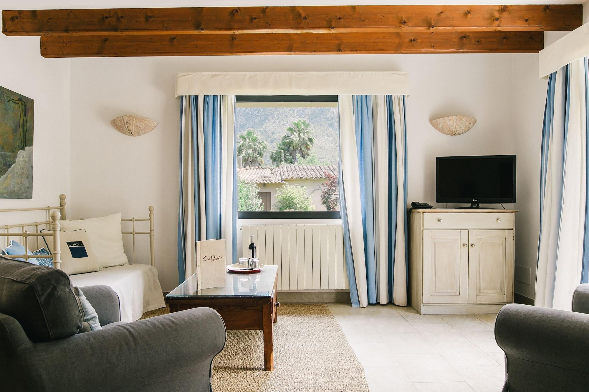 Hotel Ca'n Quatre