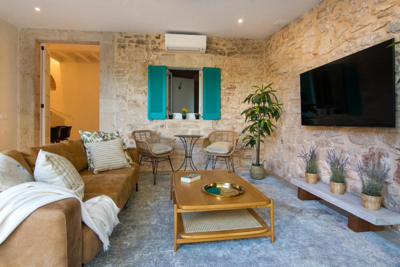 Сasa de vacaciones Casa La Limonera. Townhouse With Pool For Up To 6 Persons In