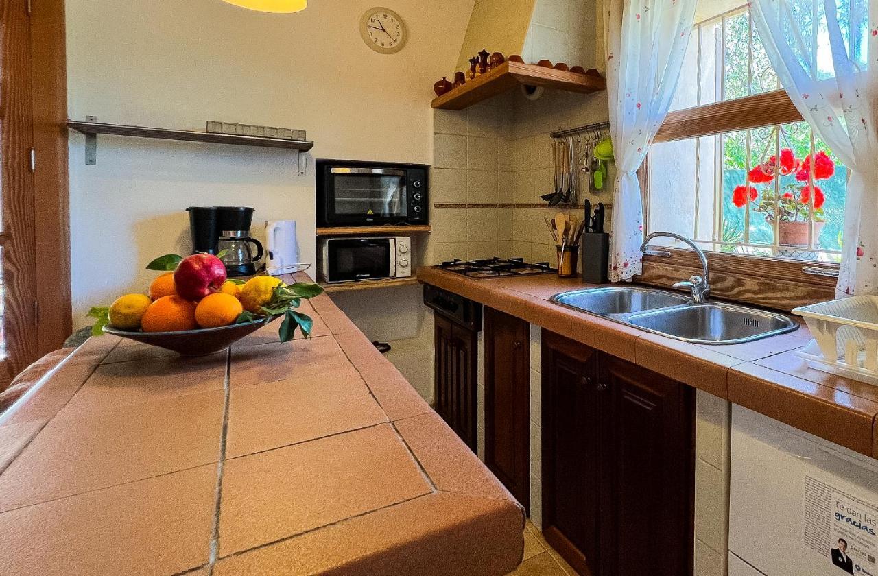 Villa Sa Sini Cozy Country For 6 Near Buger