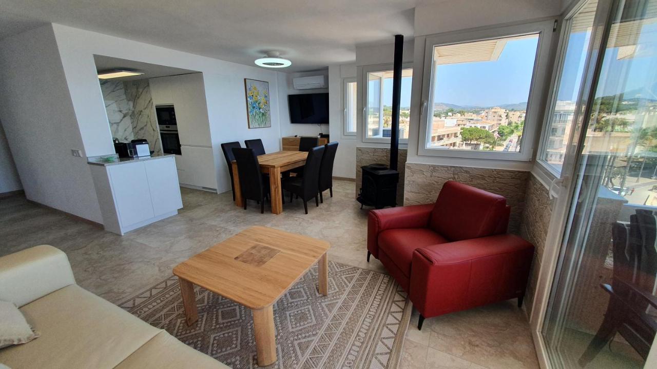 Apartamento Torre Bona - Seafront, 10 Meters From The Beach!
