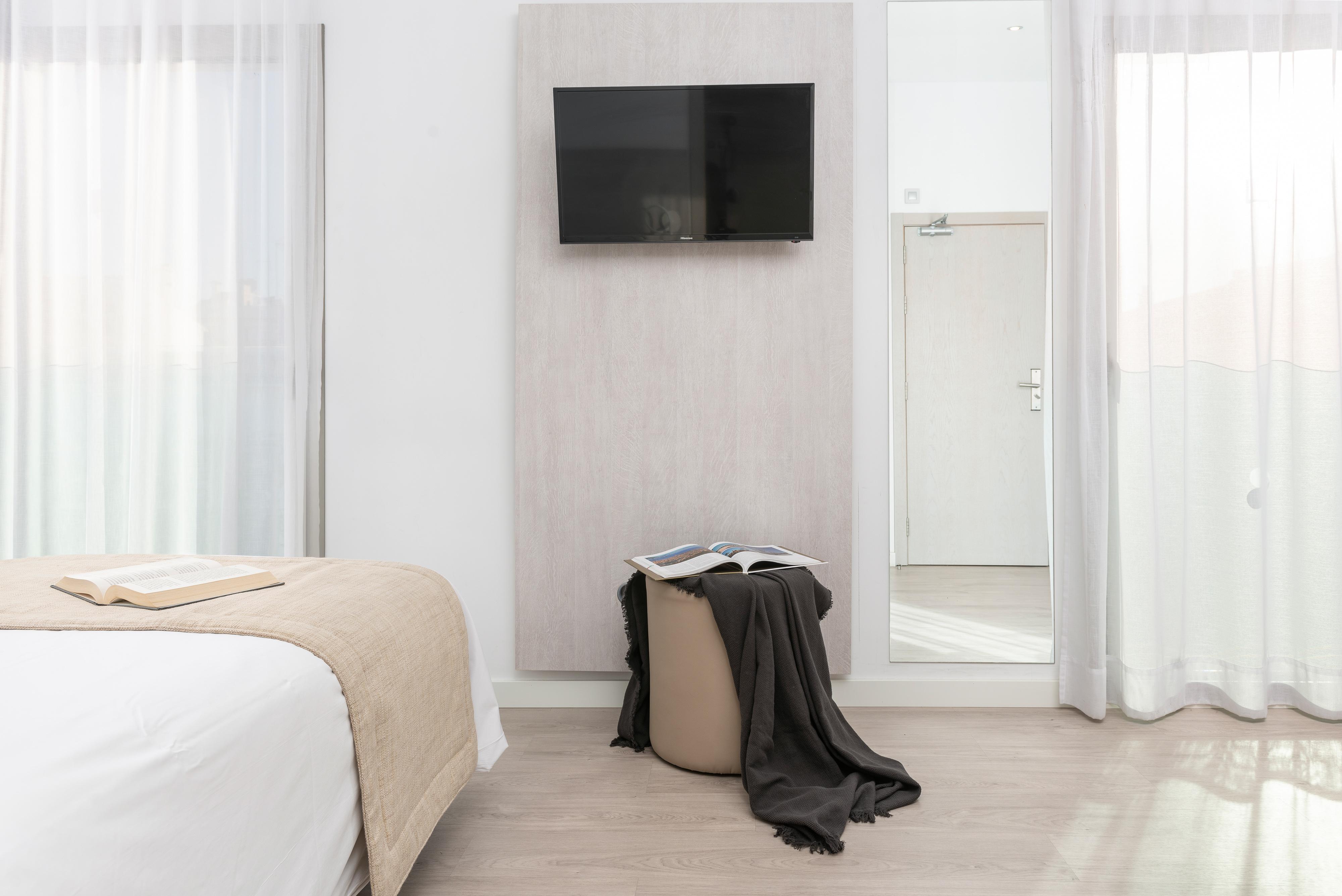 Llaut Boutique (adults Only)