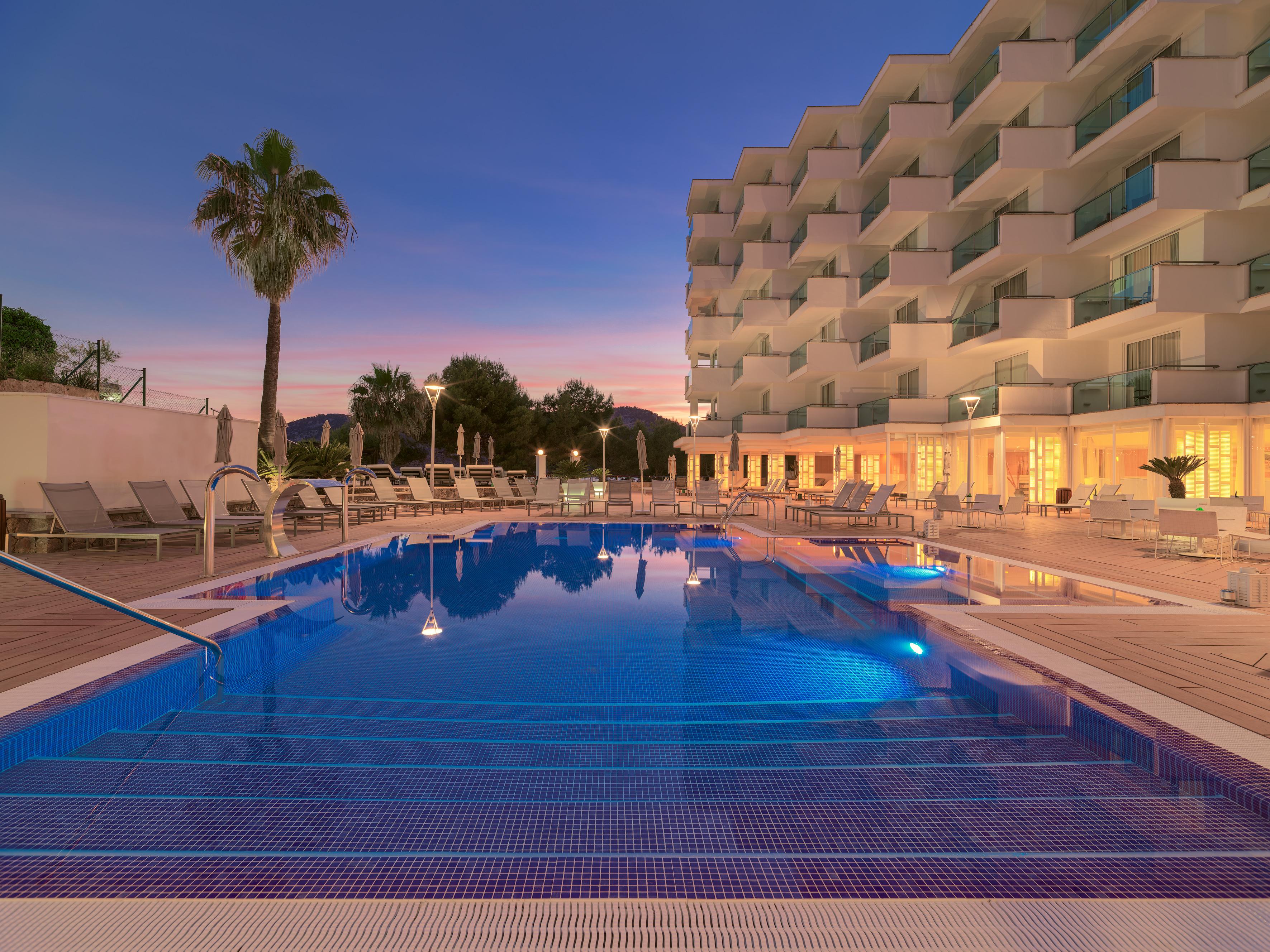 Boutique H10 Blue Mar - Adults Only Hotel 4*