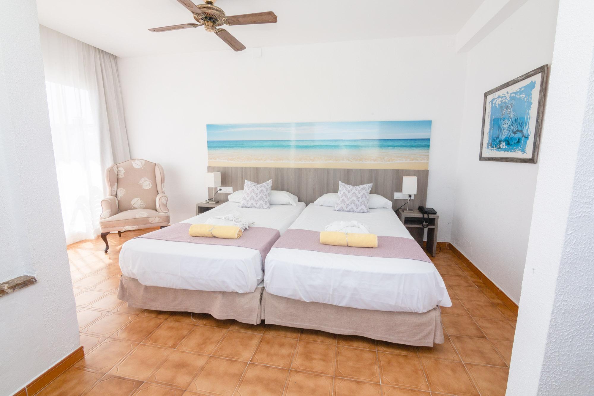 Club Hotel