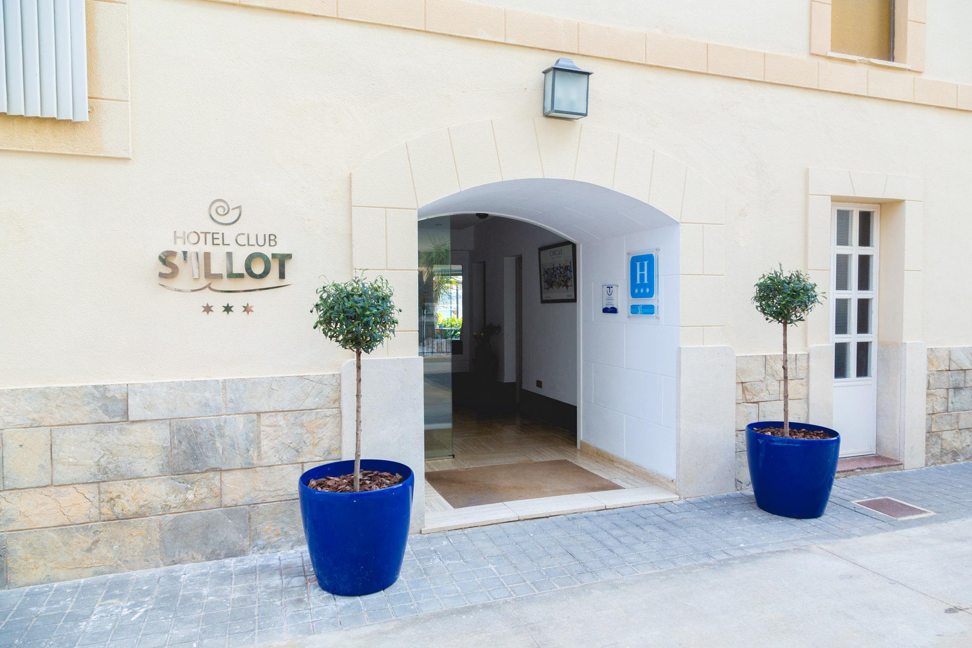 Hotel Club 3*