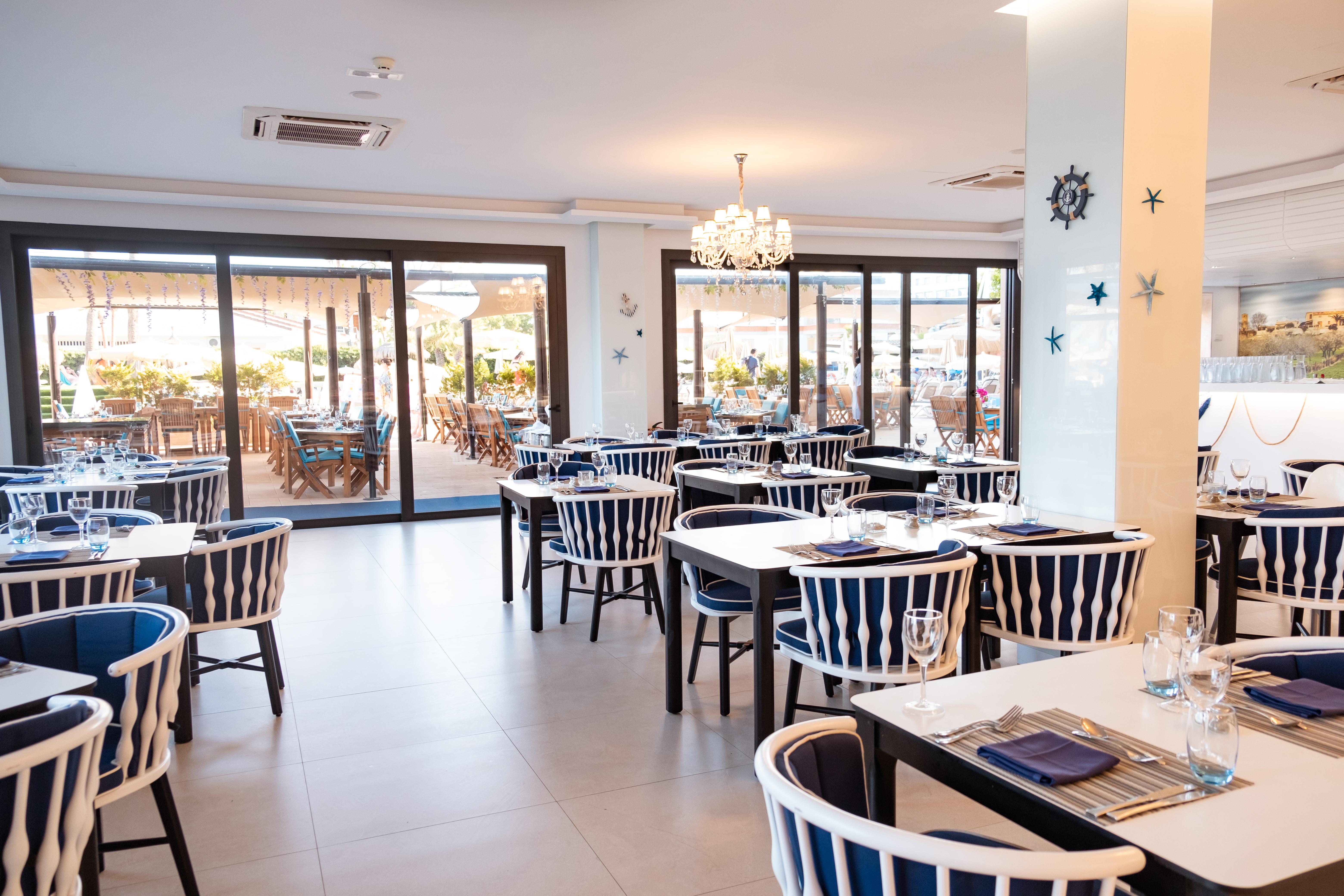 Hotel Condesa 4*
