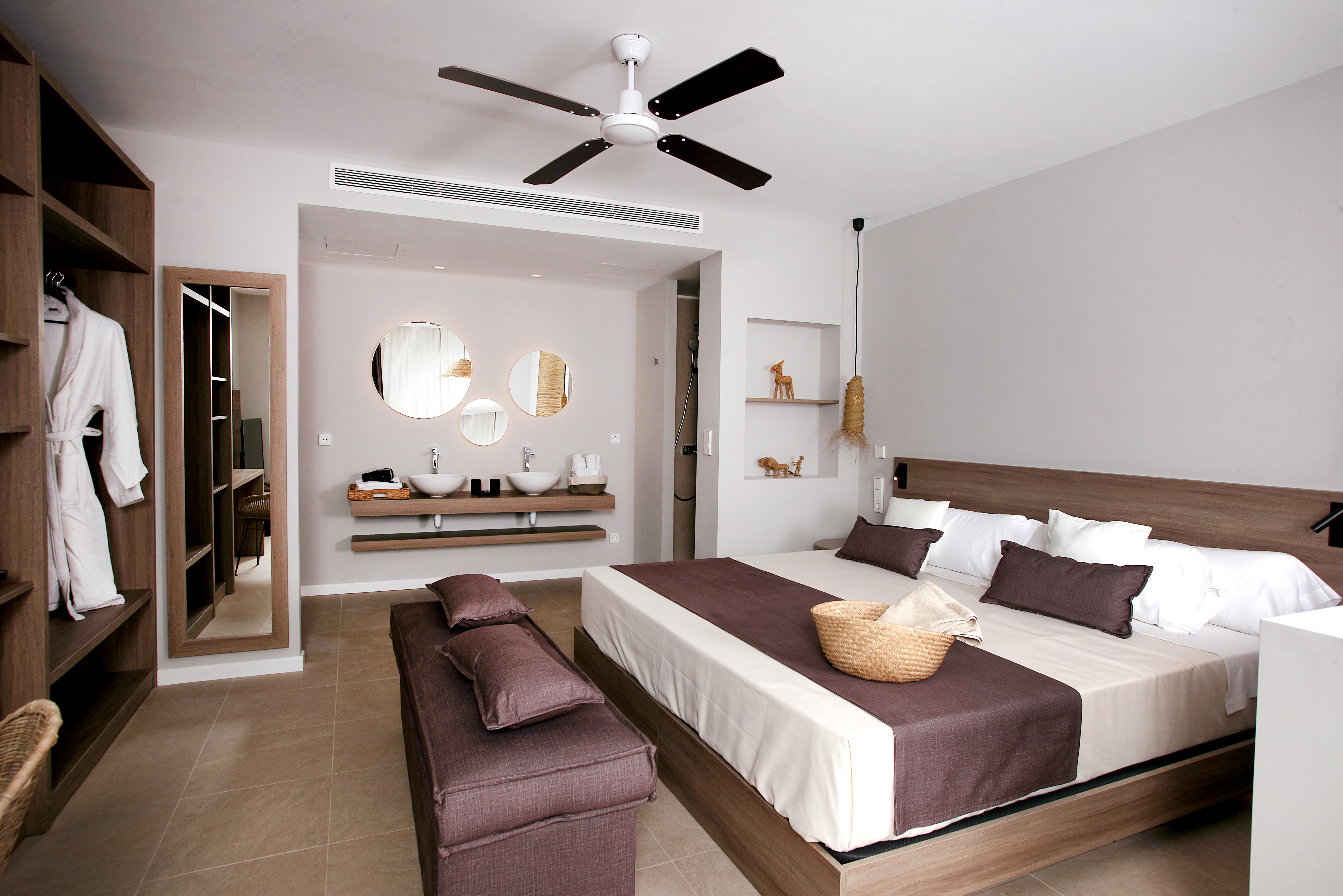 Eques Petit 4* Cala d'Or (Mallorca)