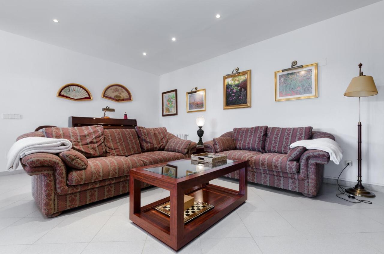 Villa Yourhouse Binifat *