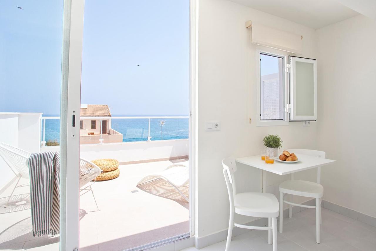Cala Morlanda Estudios 3*