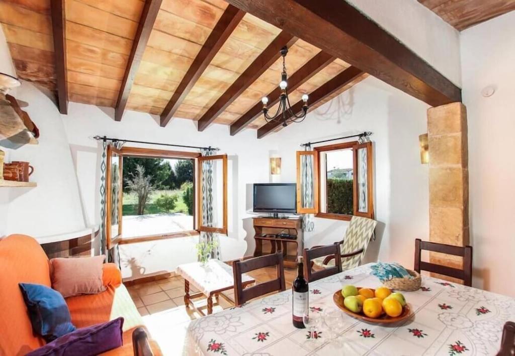 Cosy For 4 People By Renthousing * Puerto Pollensa