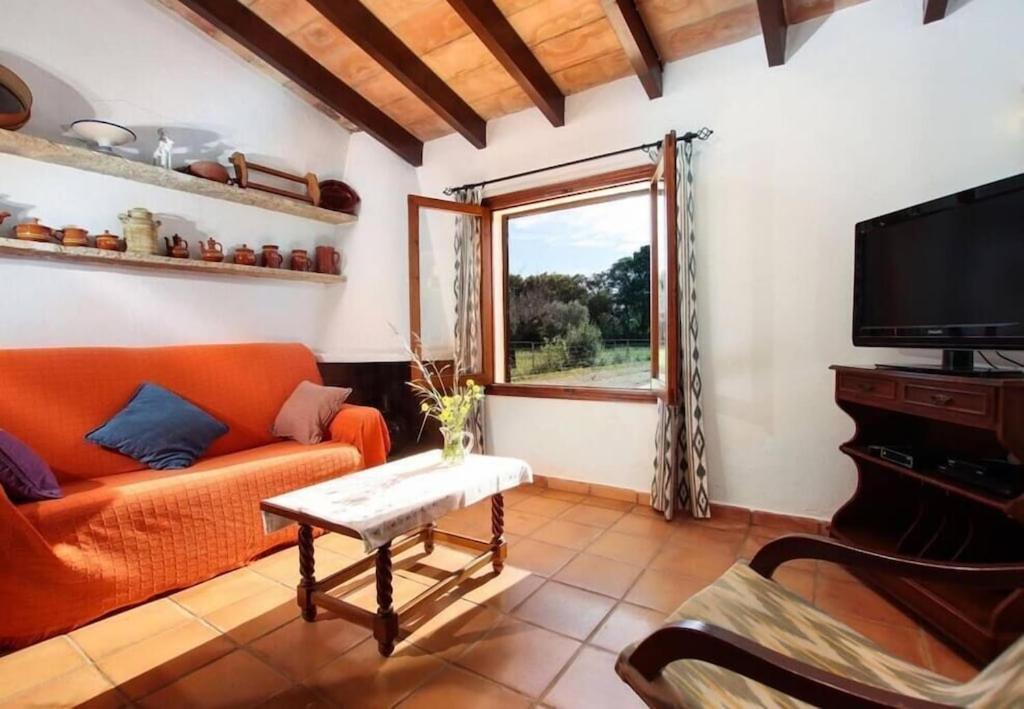 Villa Cosy For 4 People By Renthousing Puerto Pollensa