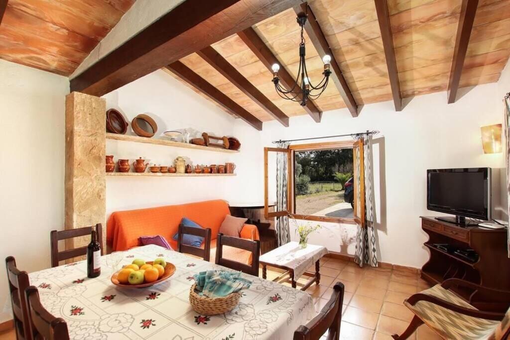 Cosy For 4 People By Renthousing * Puerto Pollensa