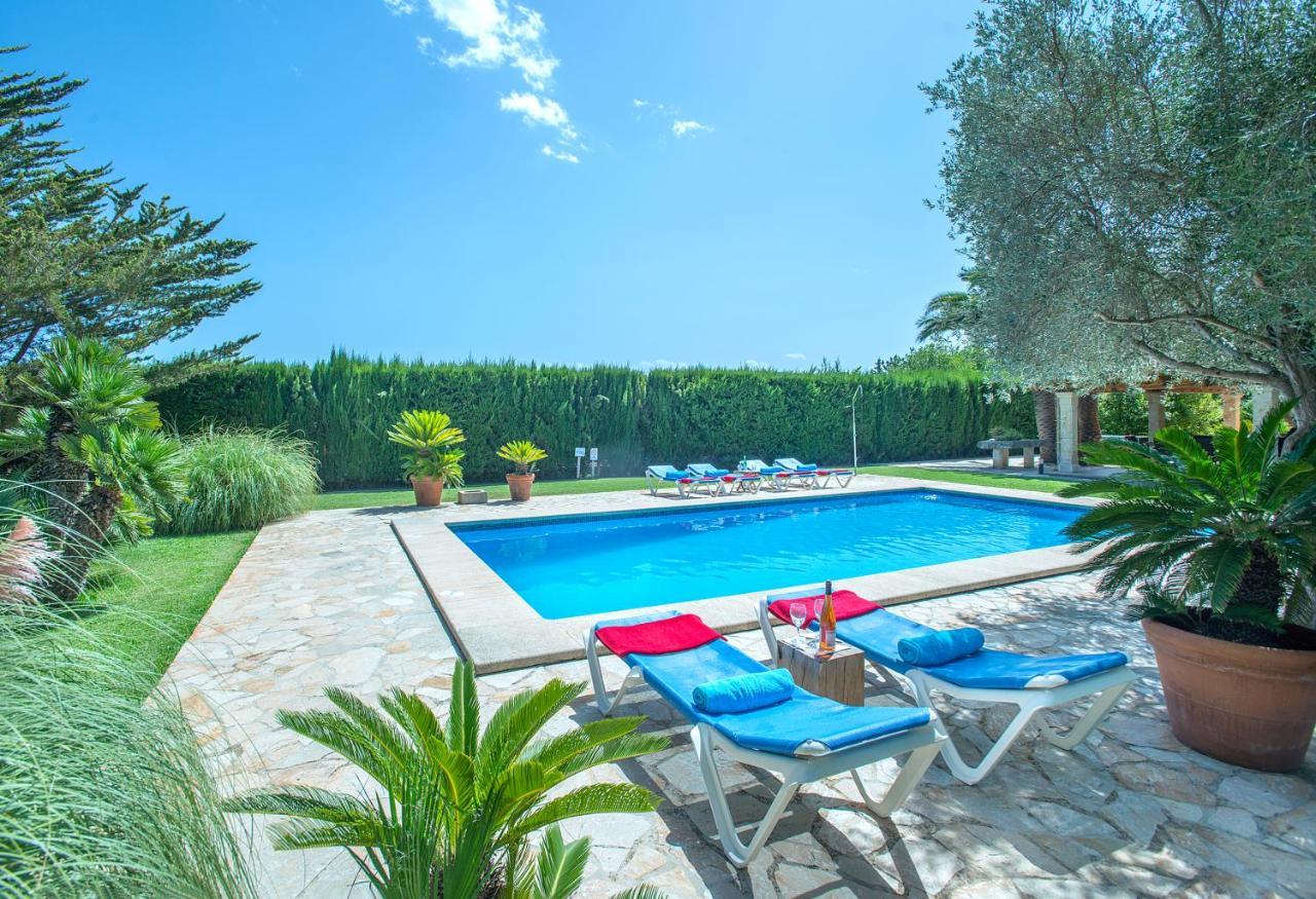 Villa Owl Pou - Luxury Holidays In Royal Gardens