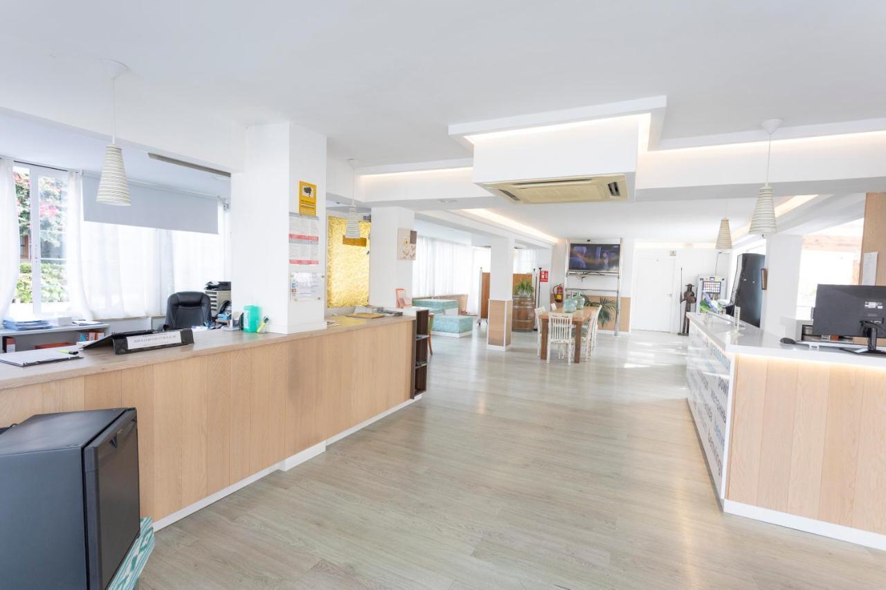 Hotel Raxa 2*