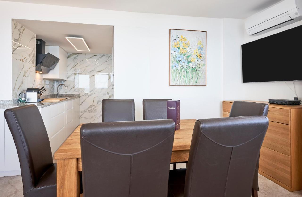 Apartamento Torre Bona - Seafront, 10 Meters From The Beach!